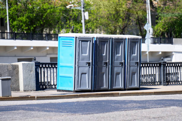 Best Porta potty rental near me  in Lake Odessa, MI